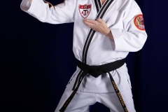 Scott-Karpiuk-knife-hands